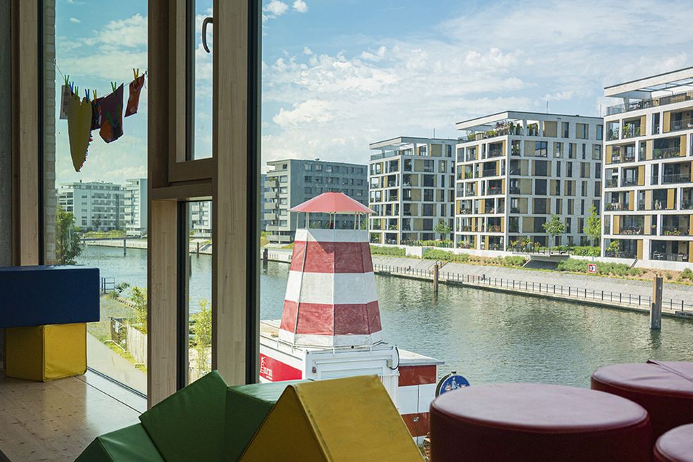 Bild: Blick auf den Hafen von Offenbach.